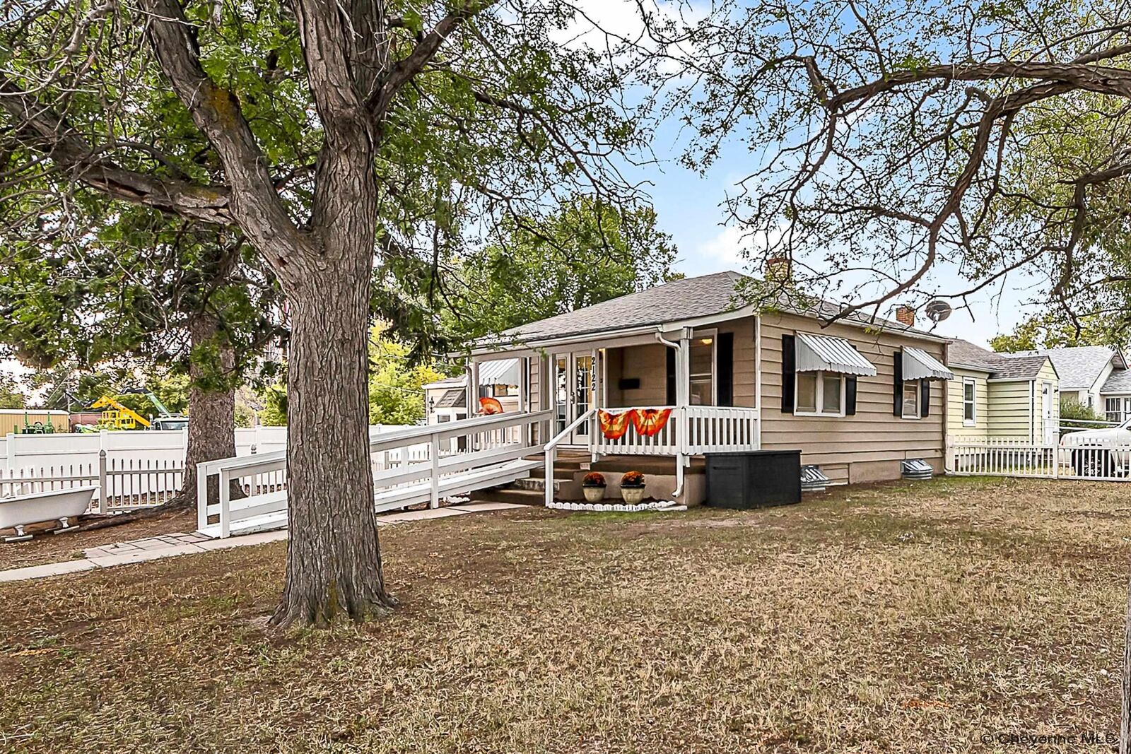 Property Photo: 2122 Morrie Ave WY 82001