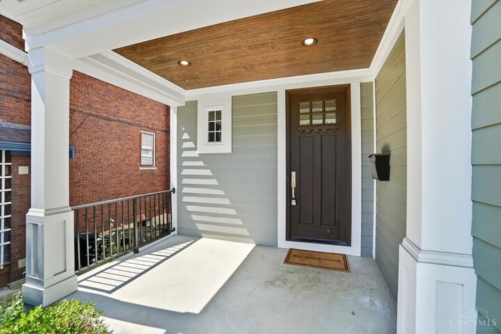 Property Photo:  3633 Stettinius Avenue  OH 45208 