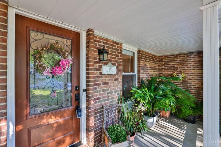 Property Photo: 1489 Great Oak Drive OH 45255