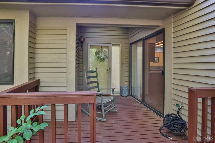 Property Photo:  18 Big Oak Lane  OH 45150 