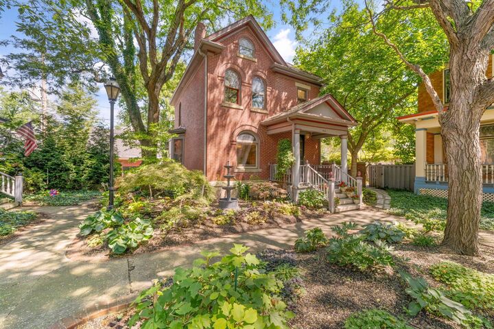 Property Photo:  424 W 5th Avenue  OH 43201