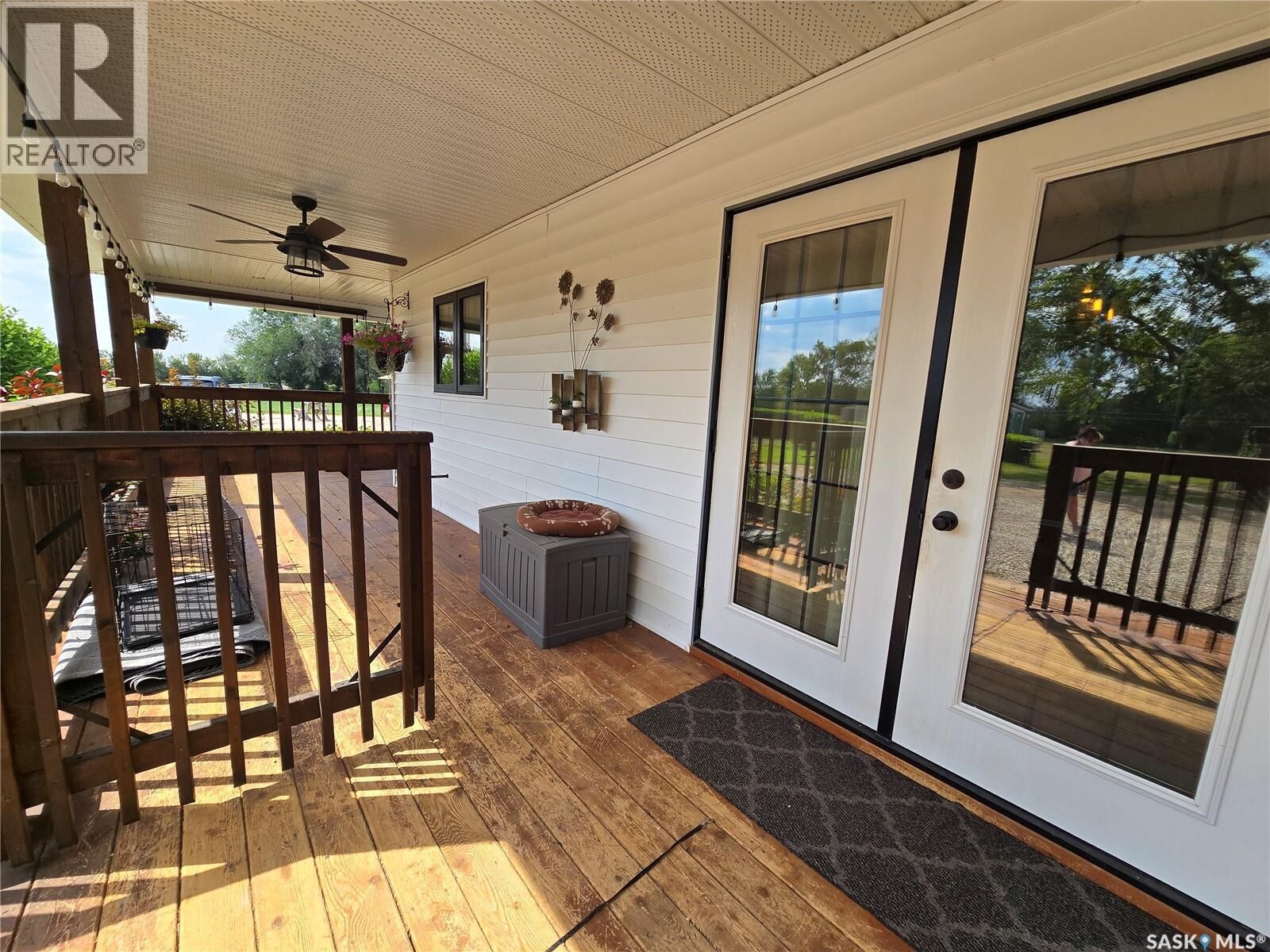 Property Photo:  28 Gruenthal Drive  SK S0K 3A0 