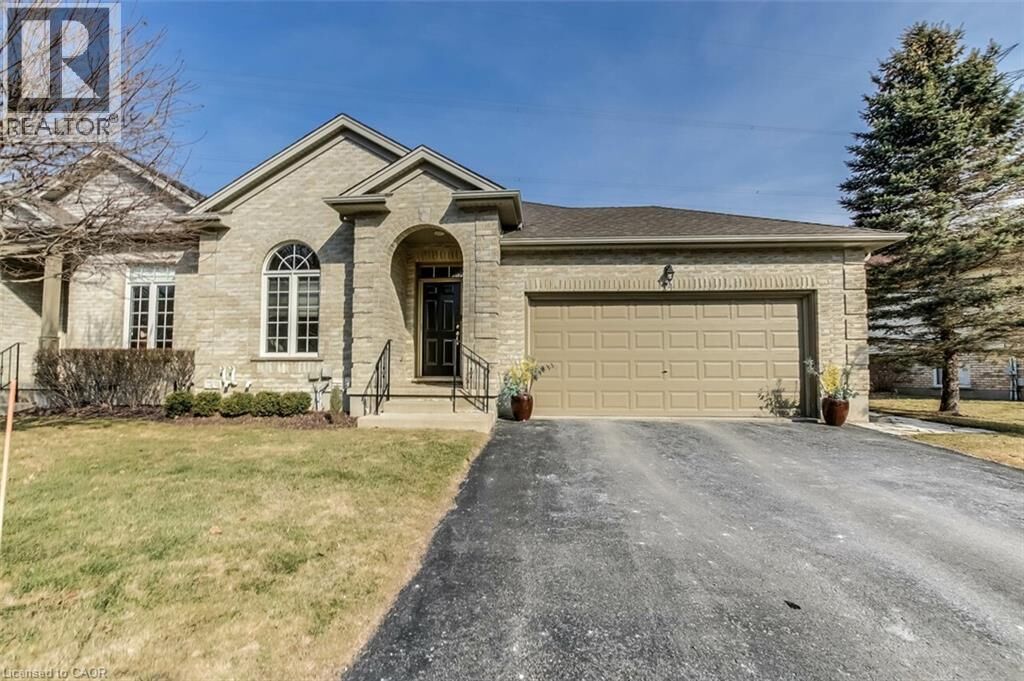 Property Photo:  87 Donker Drive 24  ON N5P 4L2 
