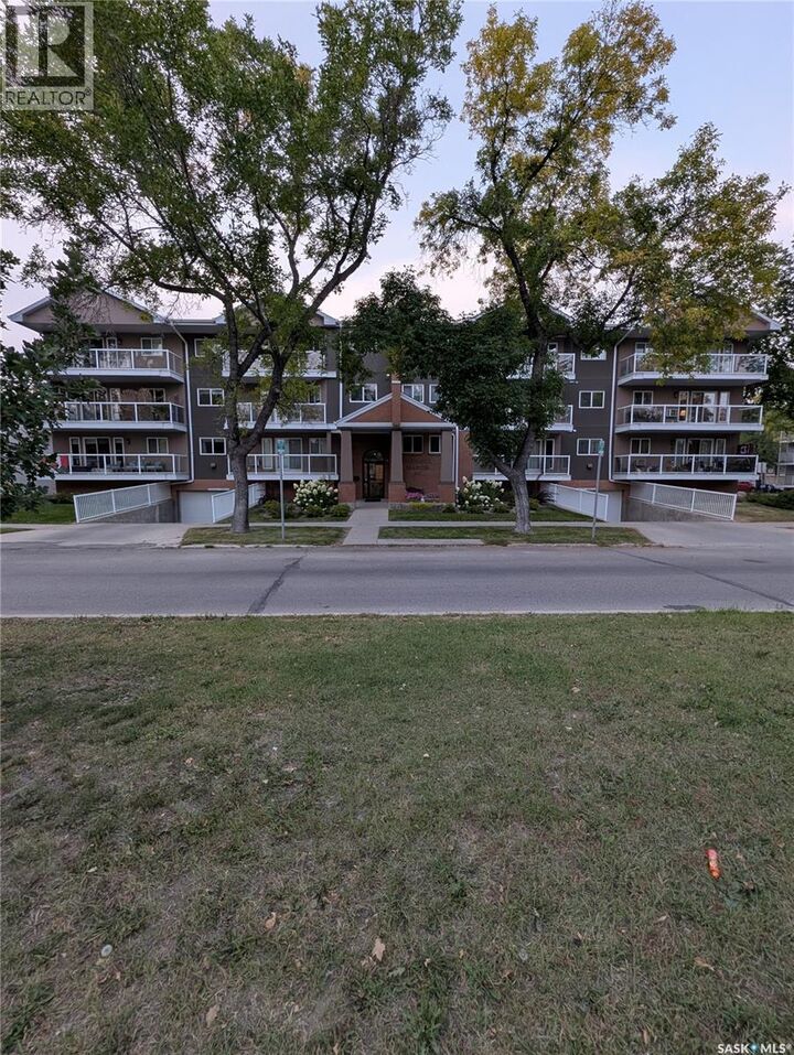 204 921 Main Street  Saskatoon SK S7H 0K5 photo