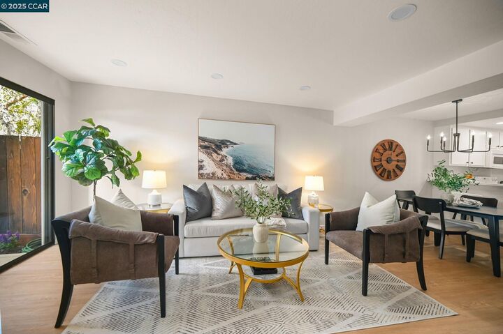 Property Photo:  391 Pantano Cir  CA 94553 