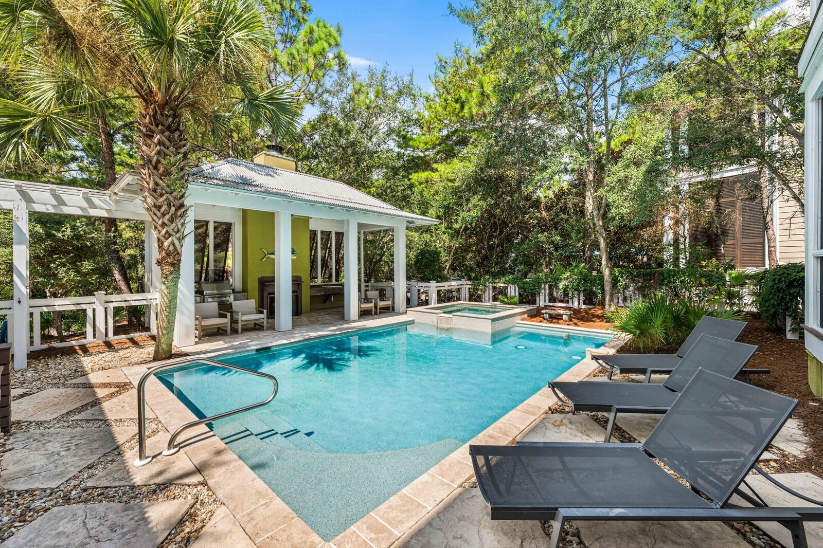 Property Photo:  97 Running Oak Circle  FL 32459 