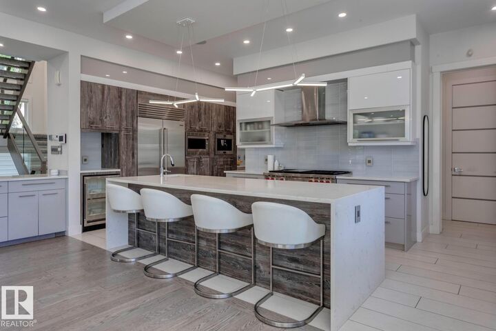 Property Photo:  14643 92A Avenue NW  AB T5R 5E5 