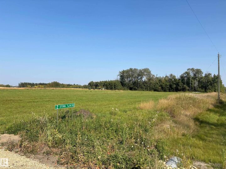 Property Photo: 2 27306 Twp Rd 510 AB T7Z 2W8