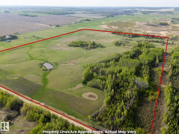 Property Photo:  Rrd 92 Twp 542A  AB T0E 2M0 