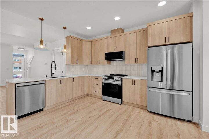 1335 Keswick Drive SW  Edmonton AB T6W 4V8 photo