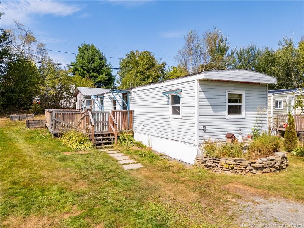 Property Photo:  62 Hedgeview Drive  NB E3B 6S2 
