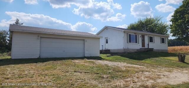 Property Photo: 595 W Howell Road MI 48854