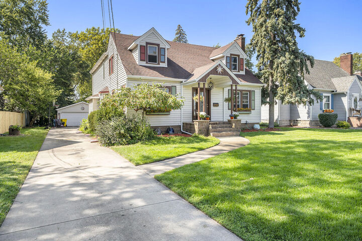 Property Photo: 716 N Broad Street IN 46319