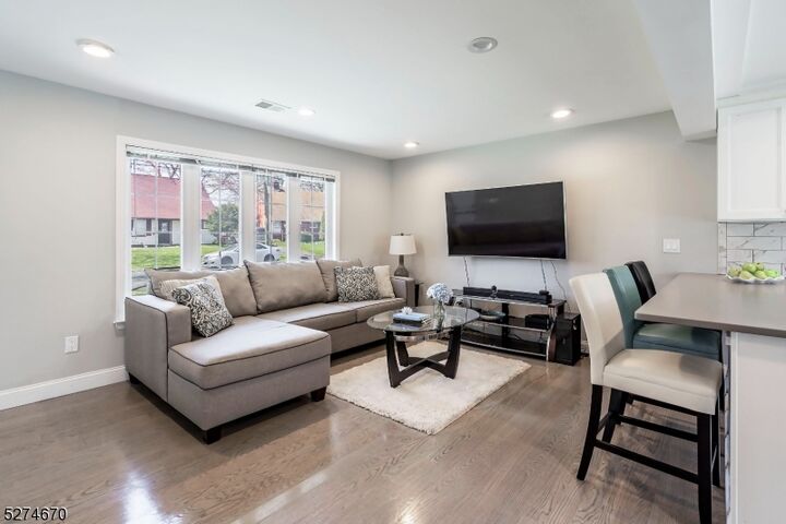 Property Photo: 1101 Plymouth Dr NJ 07065
