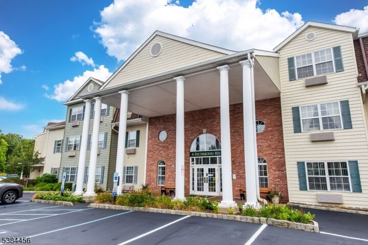 Property Photo:  6220 Richmond Rd 220  NJ 07480 