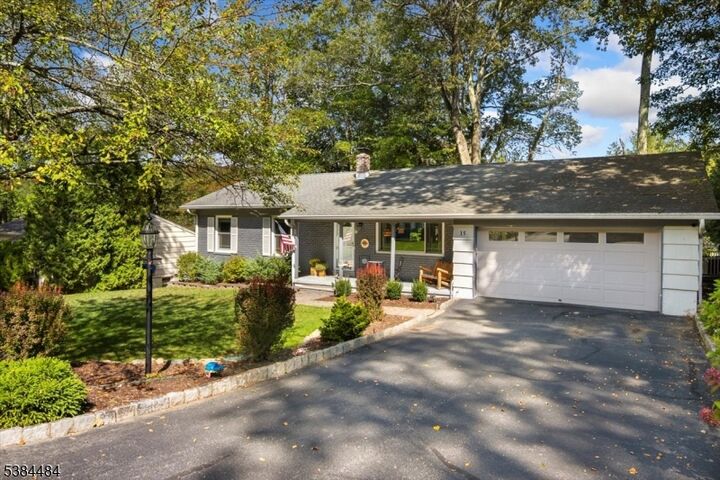 Property Photo:  15 Upper High Crest Dr  NJ 07480 