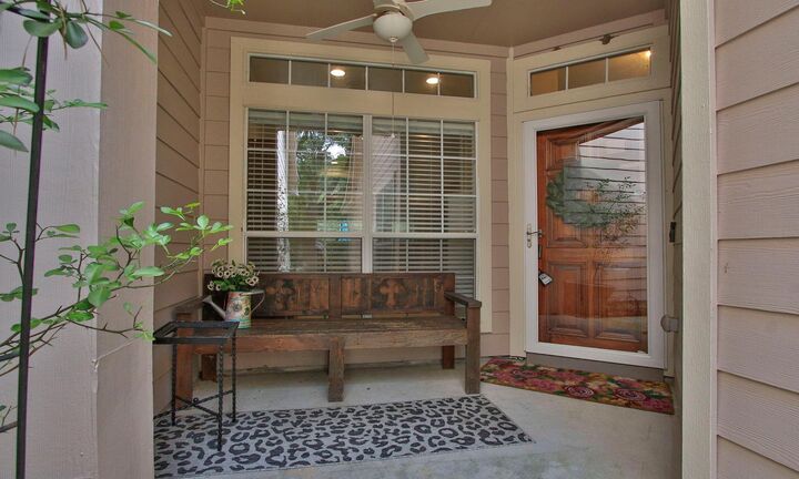 Property Photo:  127 E Greenhill Terrace Place  TX 77382 