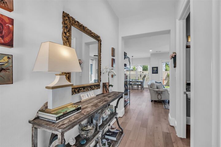 Property Photo: 7720 N Fall Run Crossing TX 77055