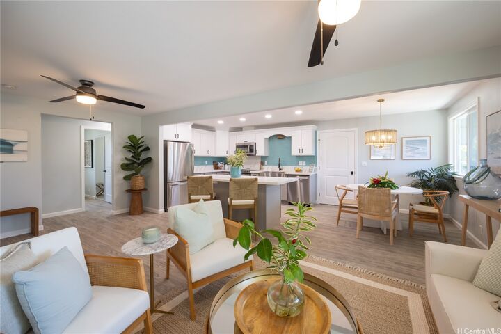 561 Kawainui Street B  Kailua HI 96734 photo
