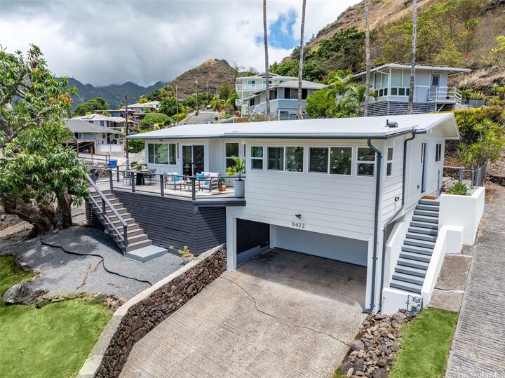 5422 Halapepe Street  Honolulu HI 96821 photo