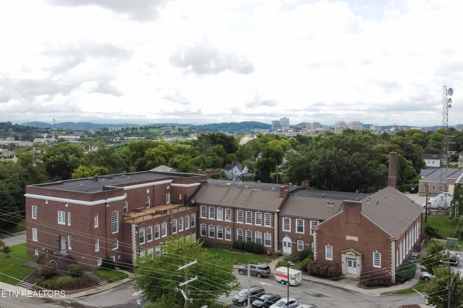 Property Photo:  140 E Glenwood Ave 109  TN 37917