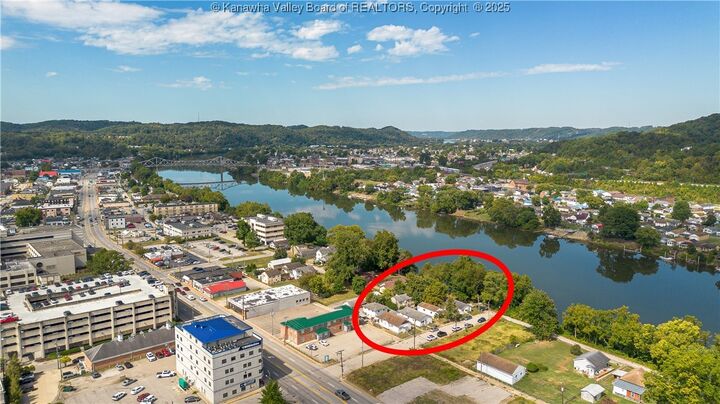 Property Photo: 301 McDonald Avenue WV 25309