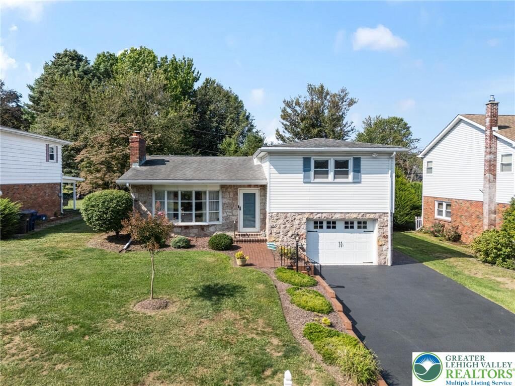 Property Photo: 1230 N Arch Street PA 18104