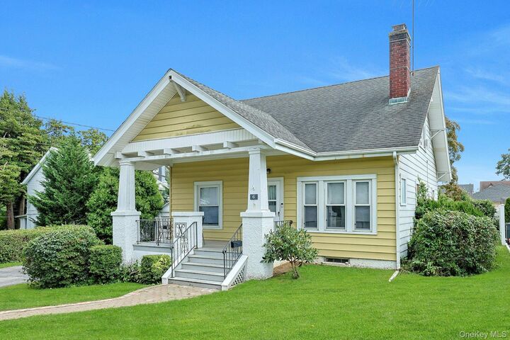 Property Photo:  6 Clinton Street  NY 10595 