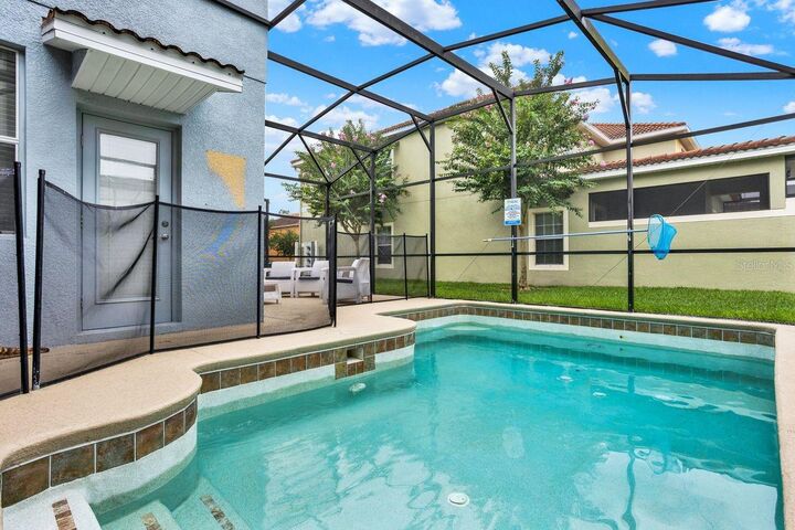 Property Photo:  2950 Beach Palm Avenue  FL 34747 