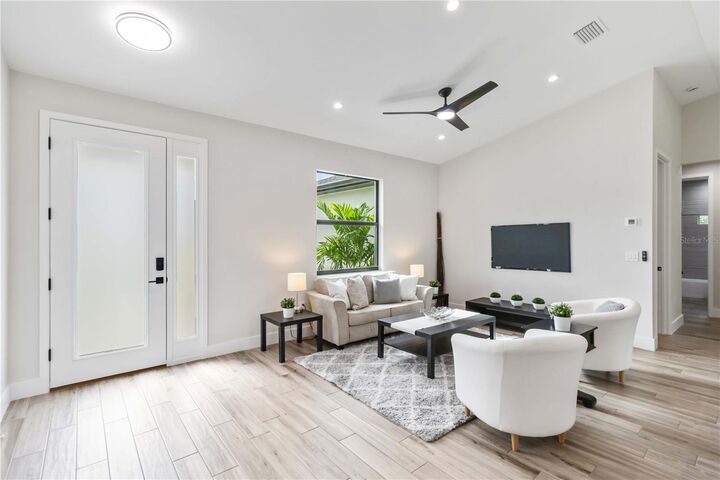 Property Photo:  5655 Abelove Lane  FL 34291 