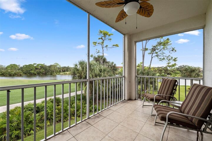 Property Photo: 9610 Club South Circle 4207 FL 34238