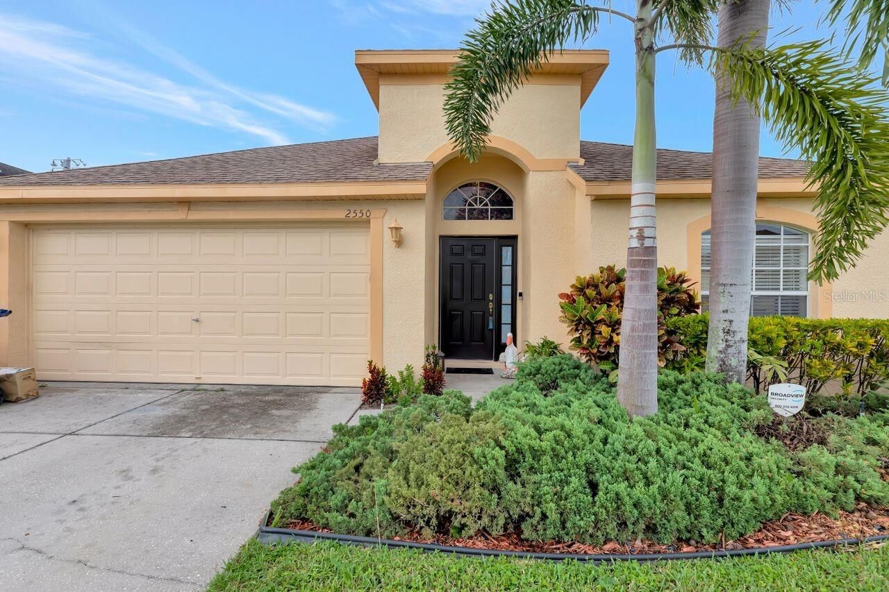 Property Photo:  2550 Big Pine Drive  FL 34691 