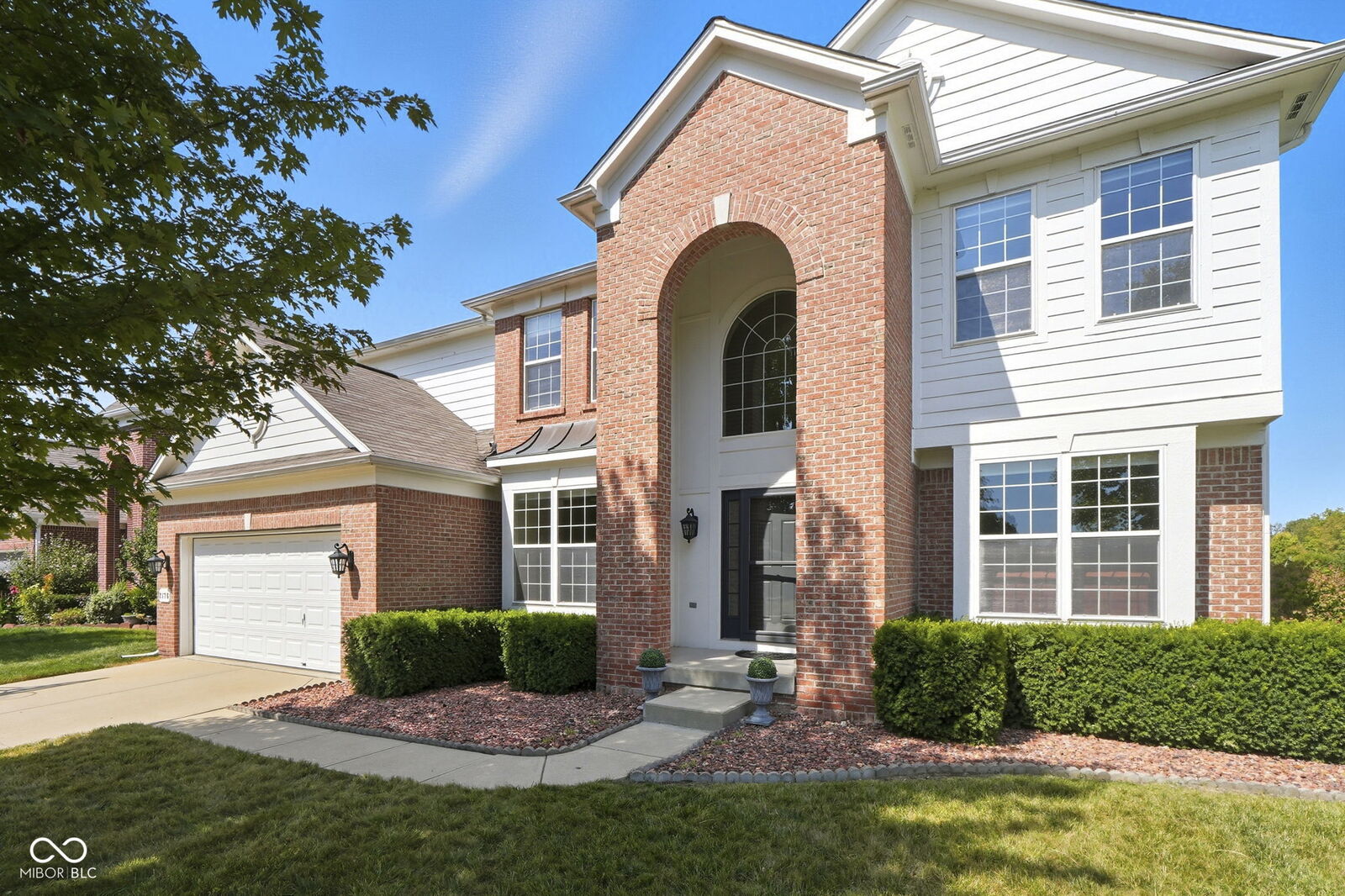 Property Photo: 2176 Mustang Chase Drive IN 46074