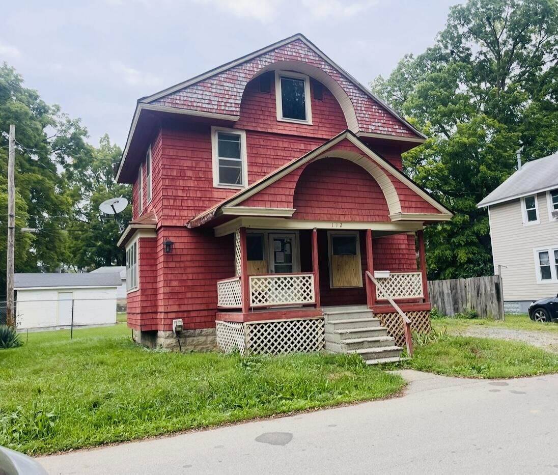 Property Photo:  112 Lincoln Ct Court  MI 49203 