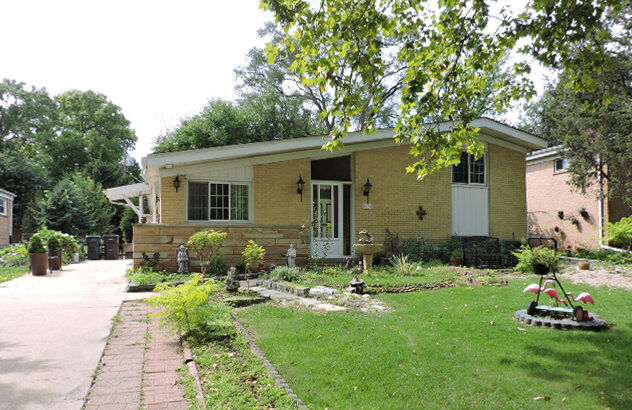Property Photo:  9234 Kolmar Avenue  IL 60076 