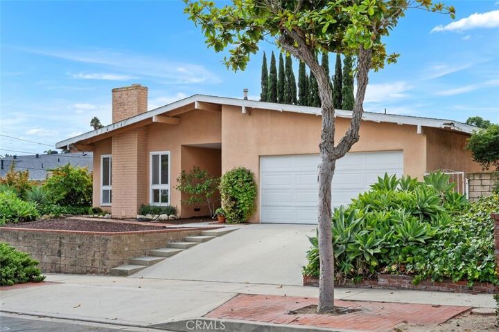 Property Photo:  1990 Avenida Feliciano  CA 90275 