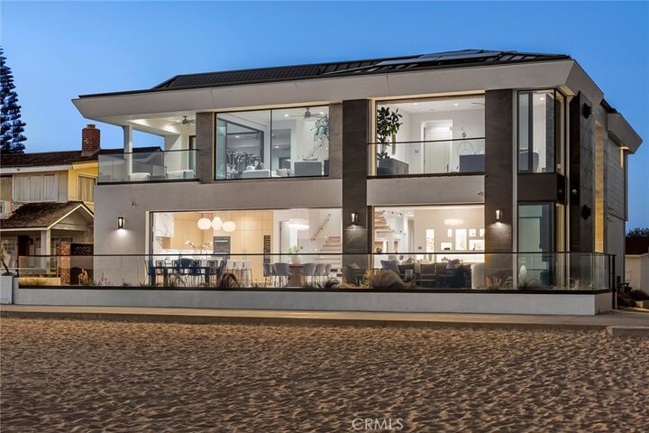 706 W Oceanfront  Newport Beach CA 92661 photo