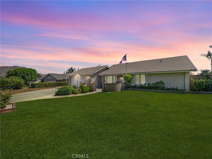 Property Photo:  194 W Rosa Court  CA 92324 