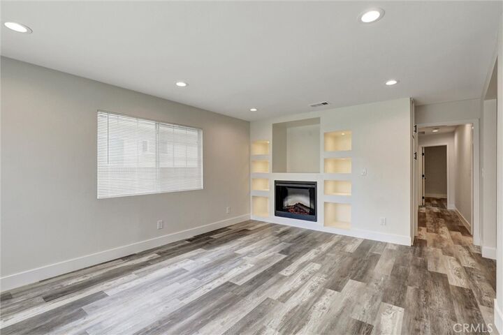 Property Photo:  404 E Glendale Drive  CA 92865 