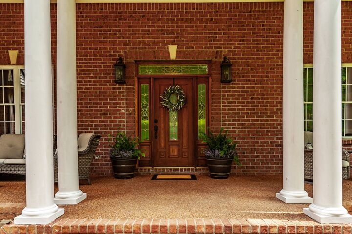 Property Photo: 311 Pond Dr TN 37066