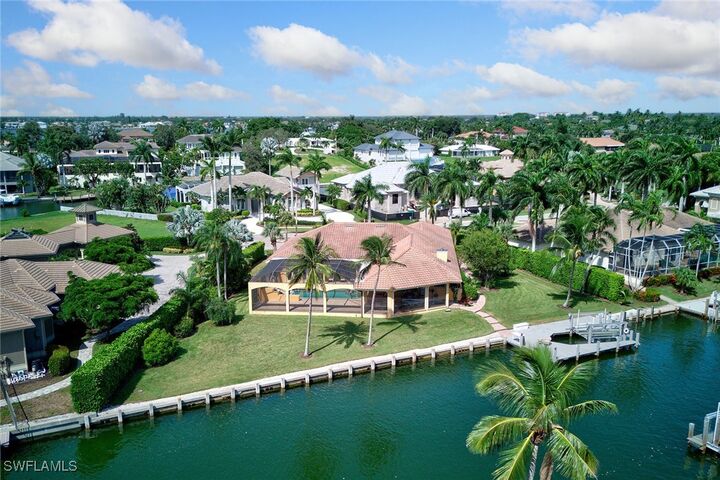 Property Photo:  1639 McIlvaine Court  FL 34145 