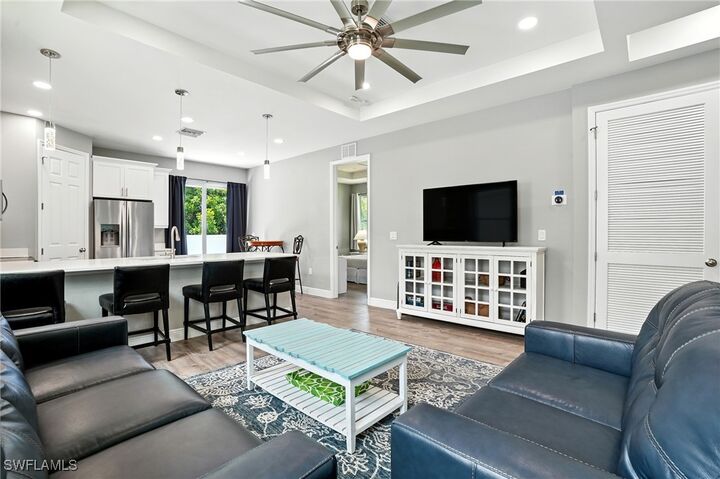Property Photo: 10140 Carolina Street FL 34135