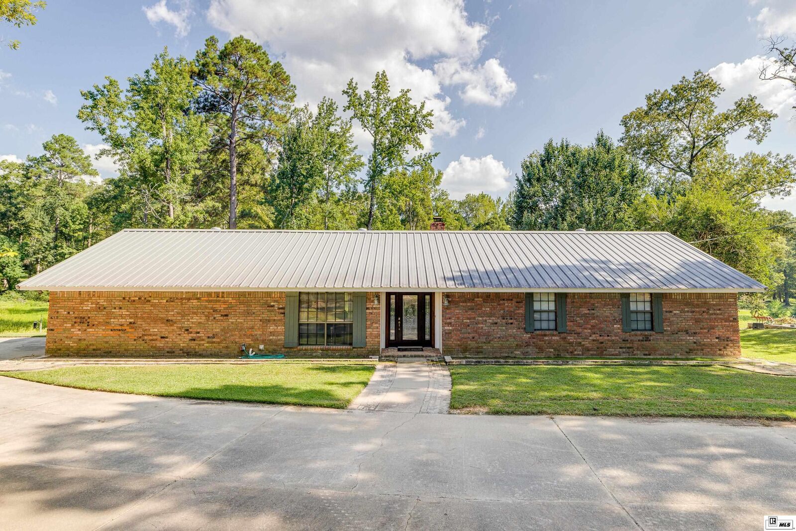 Property Photo: 171 Chimney Hill Road LA 71291