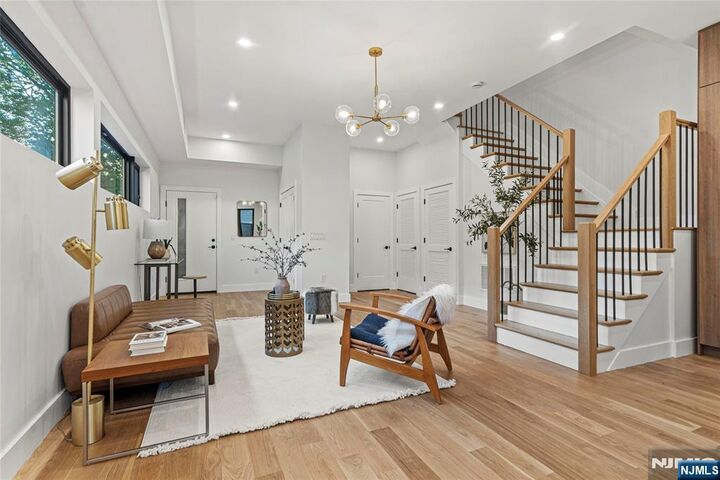 32 Hancock Avenue 3  Jersey City NJ 07307 photo