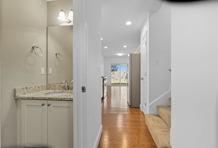 Property Photo:  75 Deerwood Drive  NH 03063 