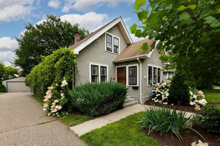 Property Photo: 3324 Weenonah Place MN 55417