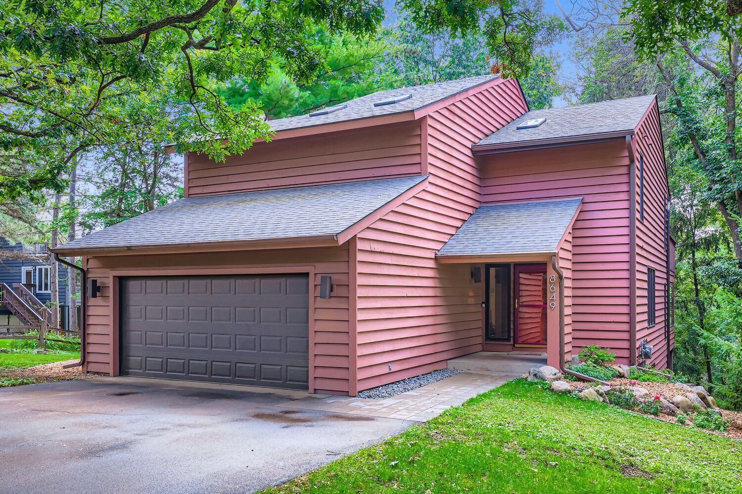 Property Photo:  8649 Pine Hill Road  MN 55438 