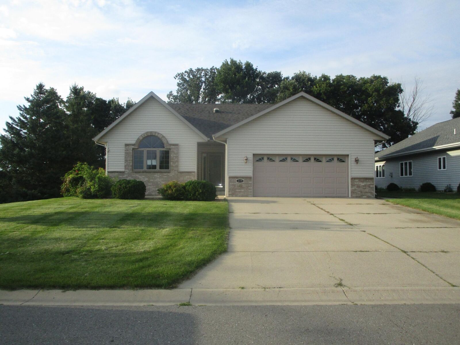 Property Photo: 219 Ashley Lane MN 56308