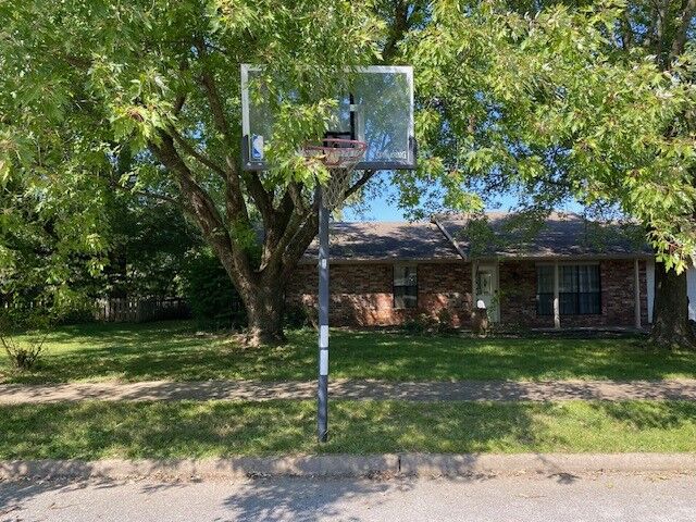 702 Forest View Drive  Prairie Grove AR 72753 photo