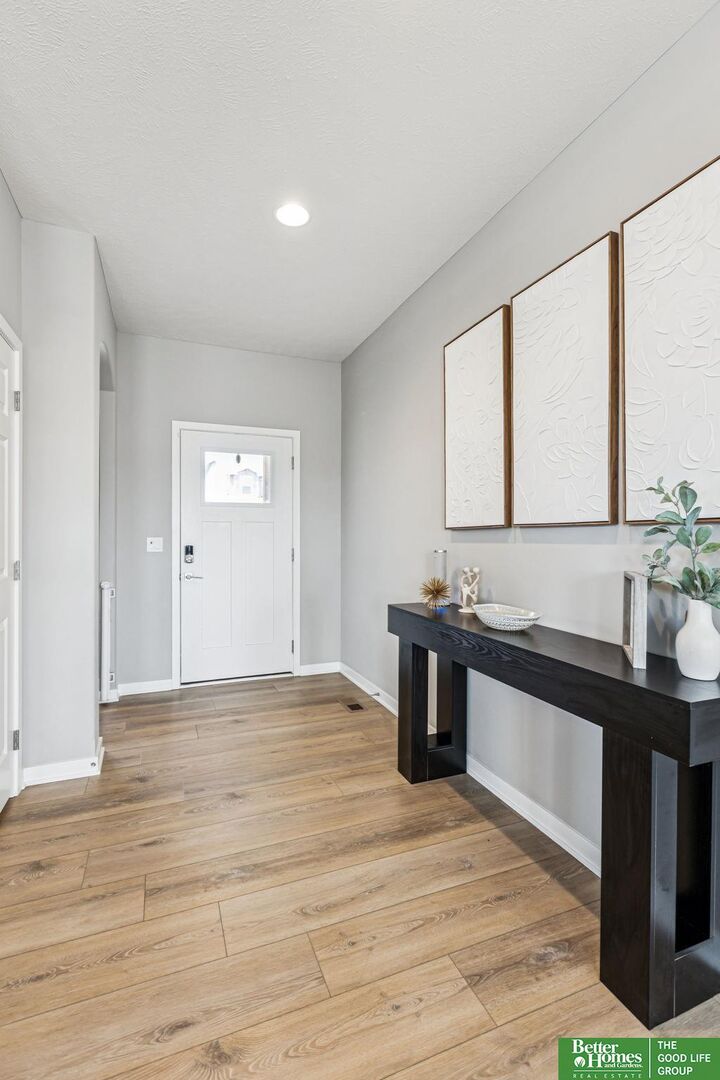 Property Photo:  9561 S 184th Avenue  NE 68136 